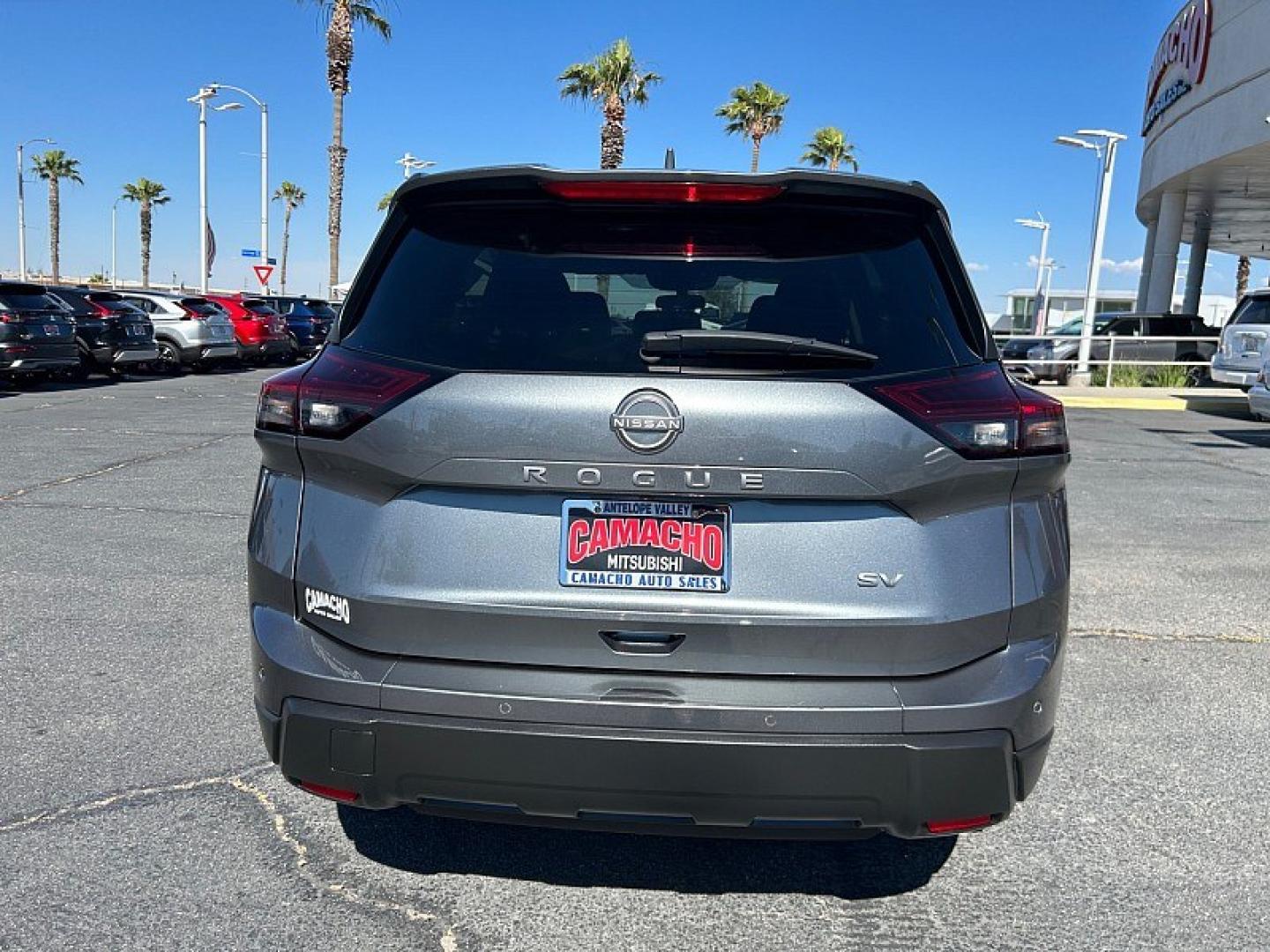 2024 GRAY Nissan Rogue (5N1BT3BA3RC) with an 3-Cyl Turbo 1.5 Liter engine, Automatic CVT transmission, located at 412 Auto Vista Drive, Palmdale, 93551, (661) 945-0620, 34.592636, -118.136681 - Photo#5