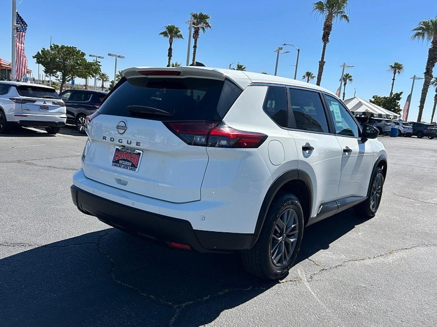 2024 White Nissan Rogue (5N1BT3AA4RC) with an 3-Cyl Turbo 1.5 Liter engine, Automatic CVT transmission, located at 412 Auto Vista Drive, Palmdale, 93551, (661) 945-0620, 34.592636, -118.136681- Photo#2