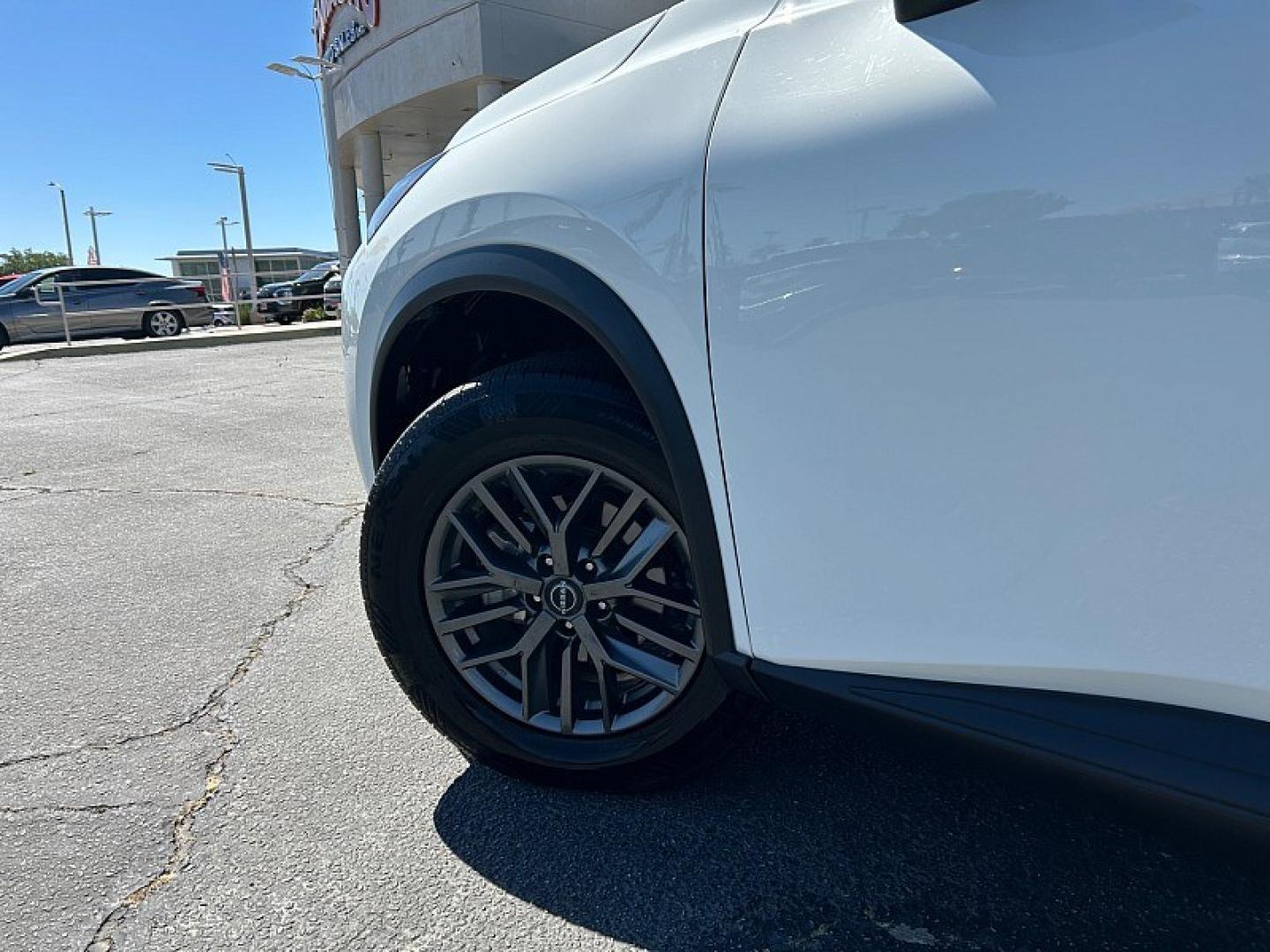 2024 White Nissan Rogue (5N1BT3AA4RC) with an 3-Cyl Turbo 1.5 Liter engine, Automatic CVT transmission, located at 412 Auto Vista Drive, Palmdale, 93551, (661) 945-0620, 34.592636, -118.136681- Photo#10