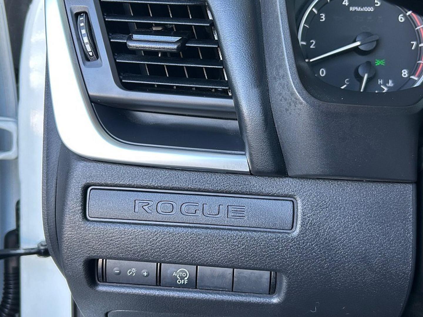 2024 White Nissan Rogue (5N1BT3AA4RC) with an 3-Cyl Turbo 1.5 Liter engine, Automatic CVT transmission, located at 412 Auto Vista Drive, Palmdale, 93551, (661) 945-0620, 34.592636, -118.136681- Photo#25