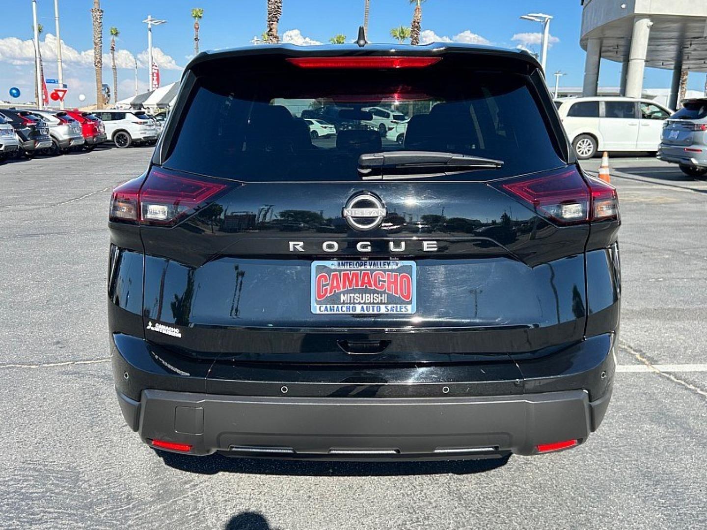 2024 Black Nissan Rogue (5N1BT3AA8RC) with an 3-Cyl Turbo 1.5 Liter engine, Automatic CVT transmission, located at 412 Auto Vista Drive, Palmdale, 93551, (661) 945-0620, 34.592636, -118.136681- Photo#7