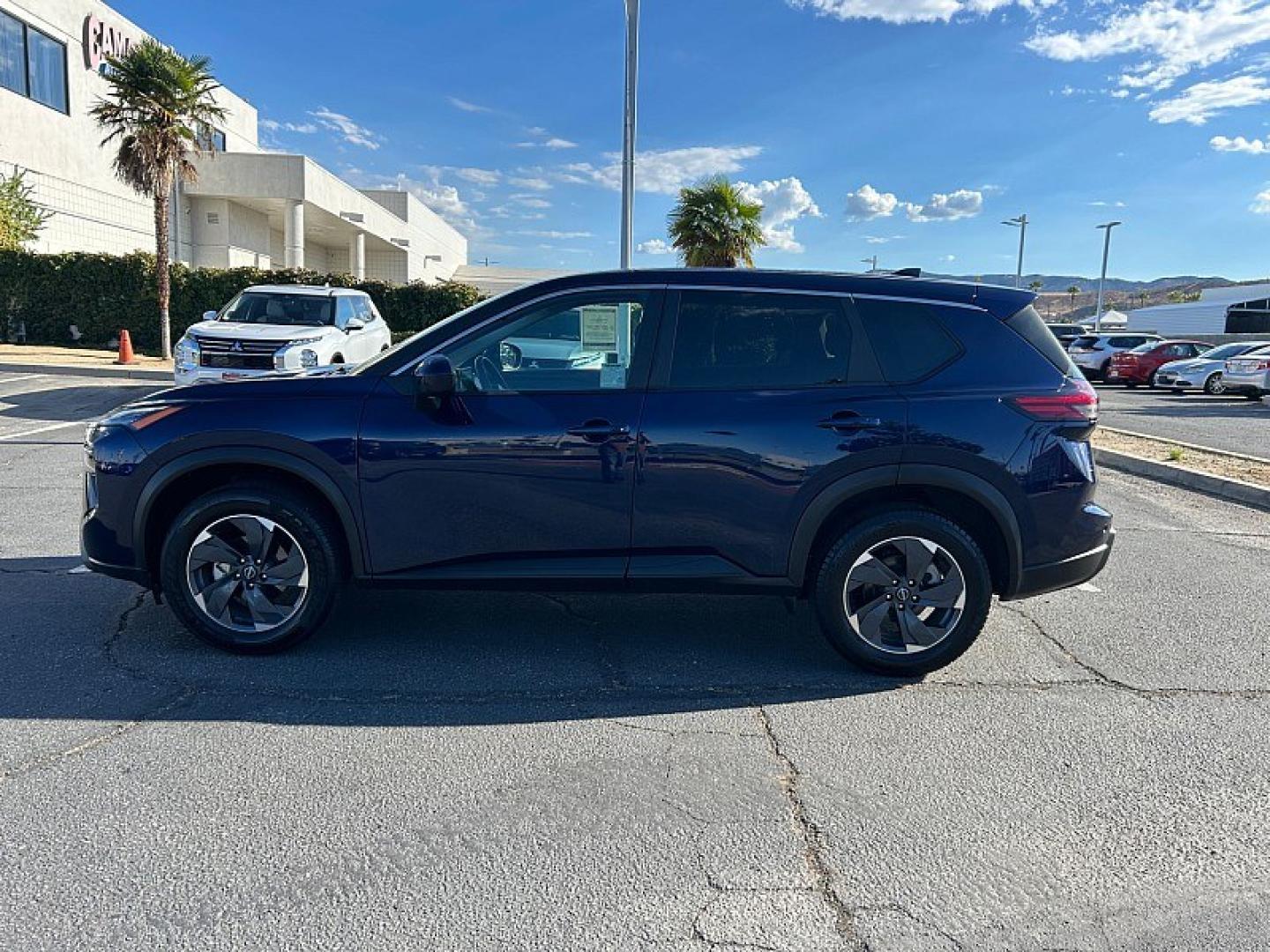 2024 Blue Nissan Rogue (5N1BT3BA5RC) with an 3-Cyl Turbo 1.5 Liter engine, Automatic CVT transmission, located at 412 Auto Vista Drive, Palmdale, 93551, (661) 945-0620, 34.592636, -118.136681- Photo#7