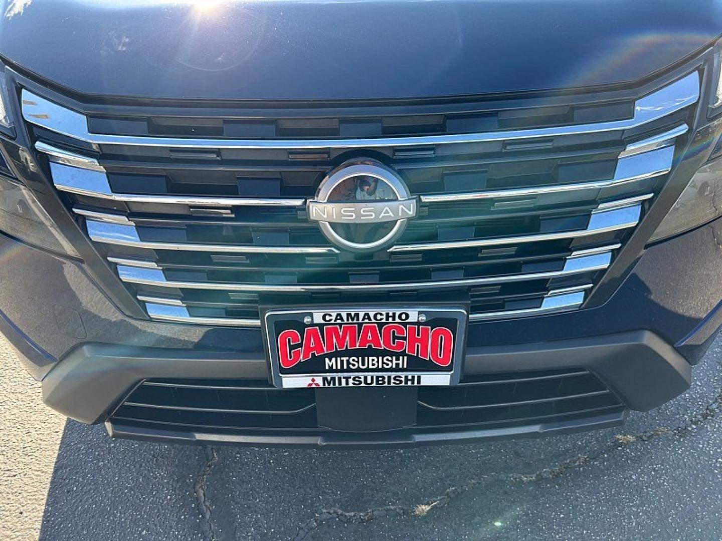 2024 Blue Nissan Rogue (5N1BT3BA5RC) with an 3-Cyl Turbo 1.5 Liter engine, Automatic CVT transmission, located at 412 Auto Vista Drive, Palmdale, 93551, (661) 945-0620, 34.592636, -118.136681- Photo#8