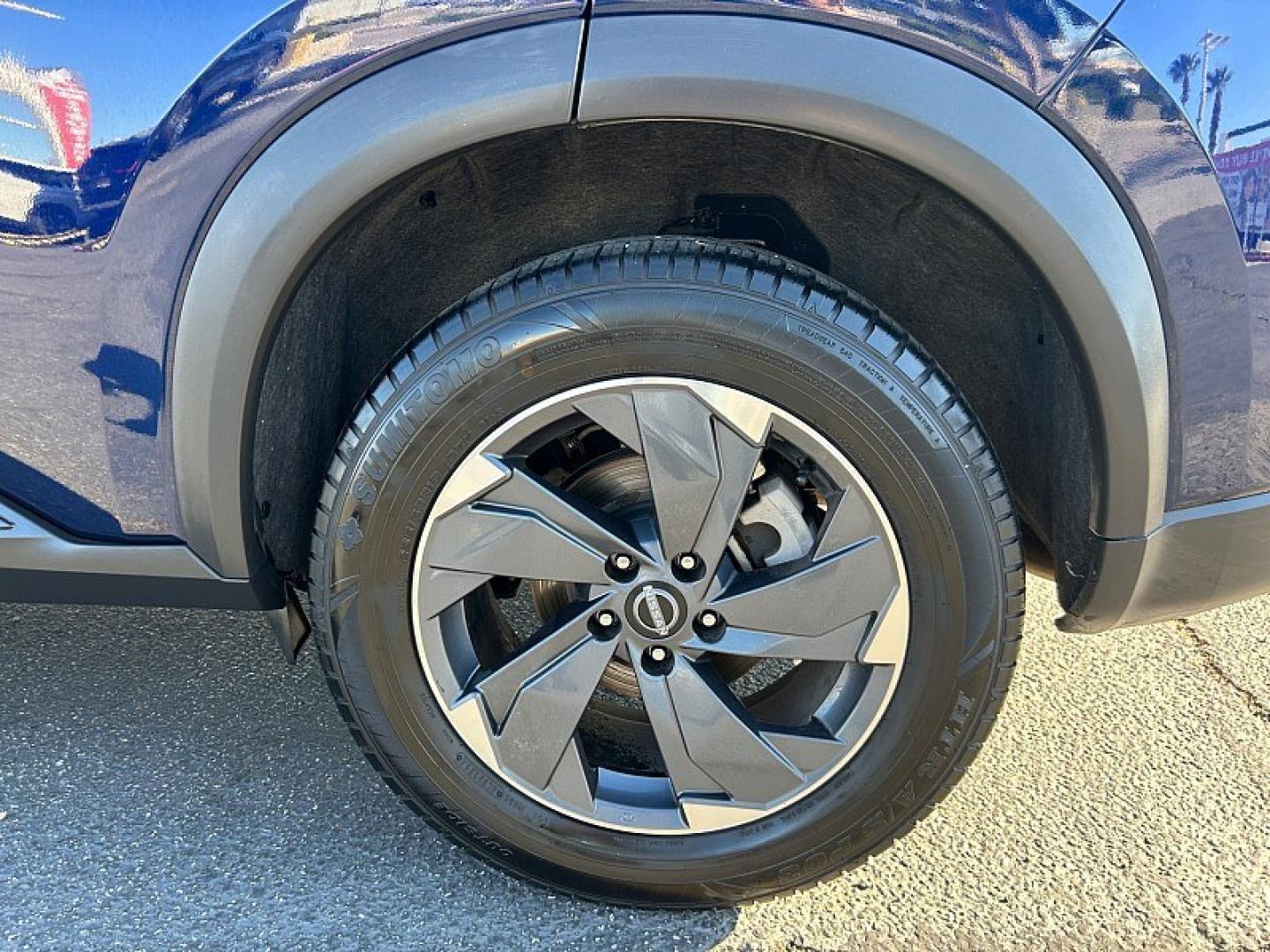 2024 Blue Nissan Rogue (5N1BT3BA5RC) with an 3-Cyl Turbo 1.5 Liter engine, Automatic CVT transmission, located at 412 Auto Vista Drive, Palmdale, 93551, (661) 945-0620, 34.592636, -118.136681- Photo#11
