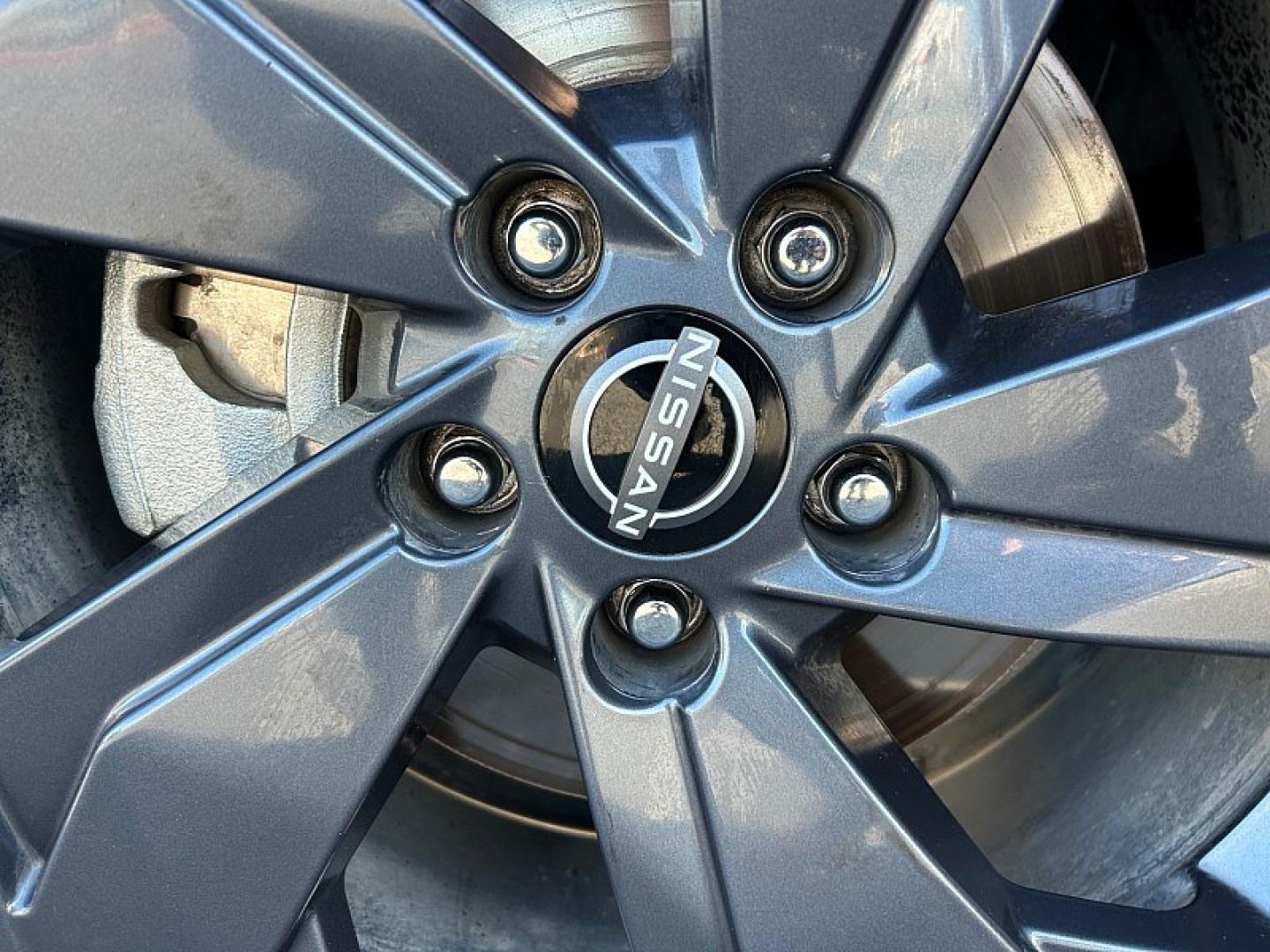 2024 Blue Nissan Rogue (5N1BT3BA5RC) with an 3-Cyl Turbo 1.5 Liter engine, Automatic CVT transmission, located at 412 Auto Vista Drive, Palmdale, 93551, (661) 945-0620, 34.592636, -118.136681- Photo#13