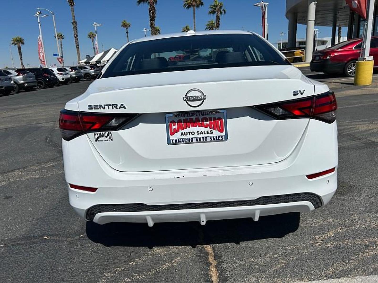 2024 WHITE Nissan Sentra (3N1AB8CV2RY) with an 4-Cyl 2.0 Liter engine, Automatic CVT w/Xtronic transmission, located at 412 Auto Vista Drive, Palmdale, 93551, (661) 945-0620, 34.592636, -118.136681 - Photo#5
