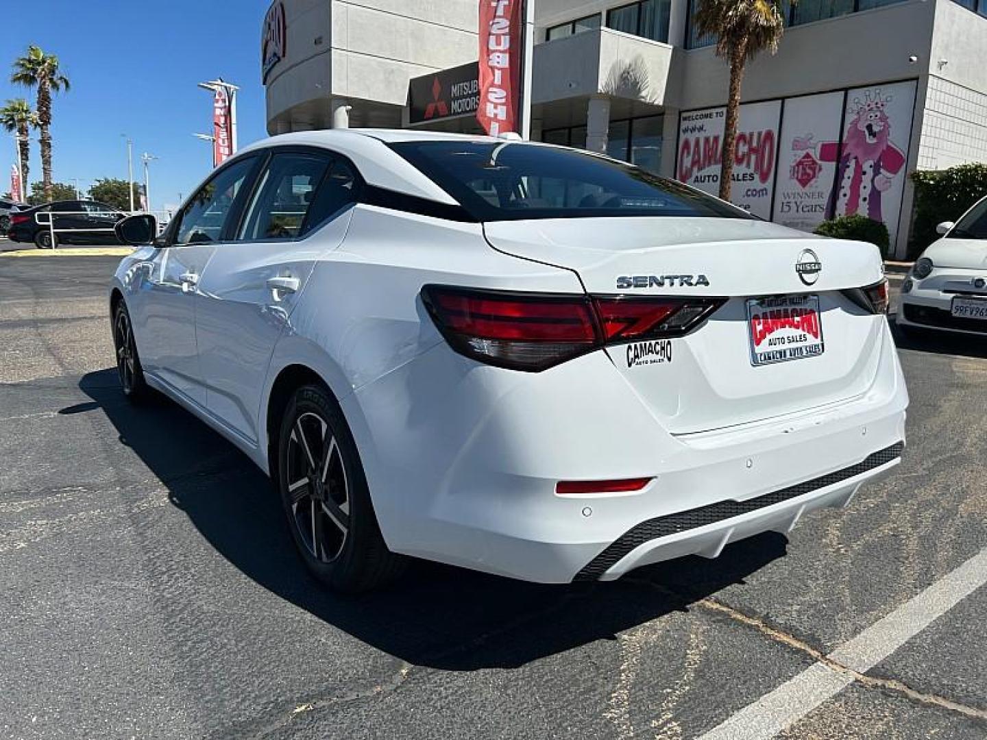 2024 WHITE Nissan Sentra (3N1AB8CV2RY) with an 4-Cyl 2.0 Liter engine, Automatic CVT w/Xtronic transmission, located at 412 Auto Vista Drive, Palmdale, 93551, (661) 945-0620, 34.592636, -118.136681 - Photo#6