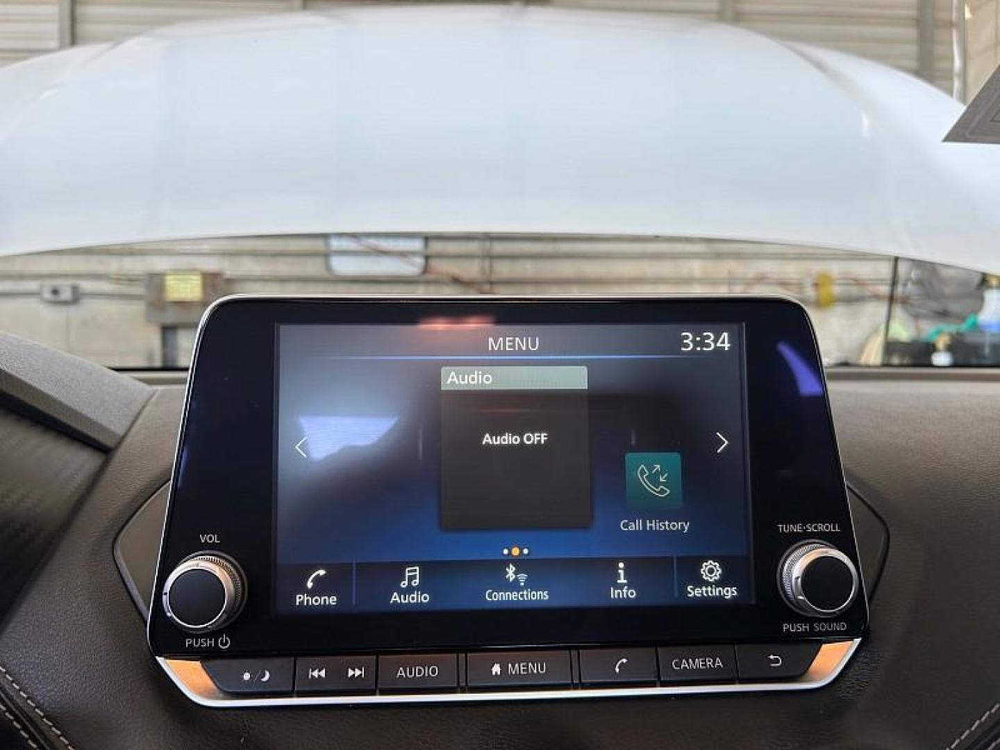 2024 WHITE Nissan Sentra (3N1AB8CV2RY) with an 4-Cyl 2.0 Liter engine, Automatic CVT w/Xtronic transmission, located at 412 Auto Vista Drive, Palmdale, 93551, (661) 945-0620, 34.592636, -118.136681 - Photo#20