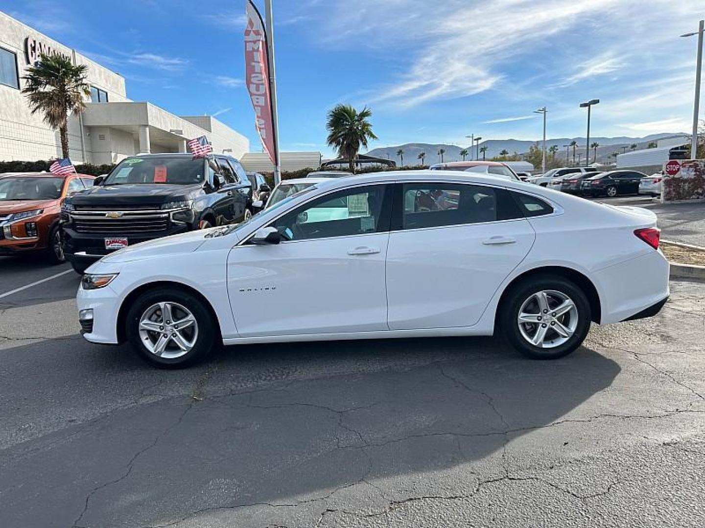 2024 WHITE Nissan Sentra (3N1AB8CVXRY) with an 4-Cyl 2.0 Liter engine, Automatic CVT w/Xtronic transmission, located at 412 Auto Vista Drive, Palmdale, 93551, (661) 945-0620, 34.592636, -118.136681- Photo#15