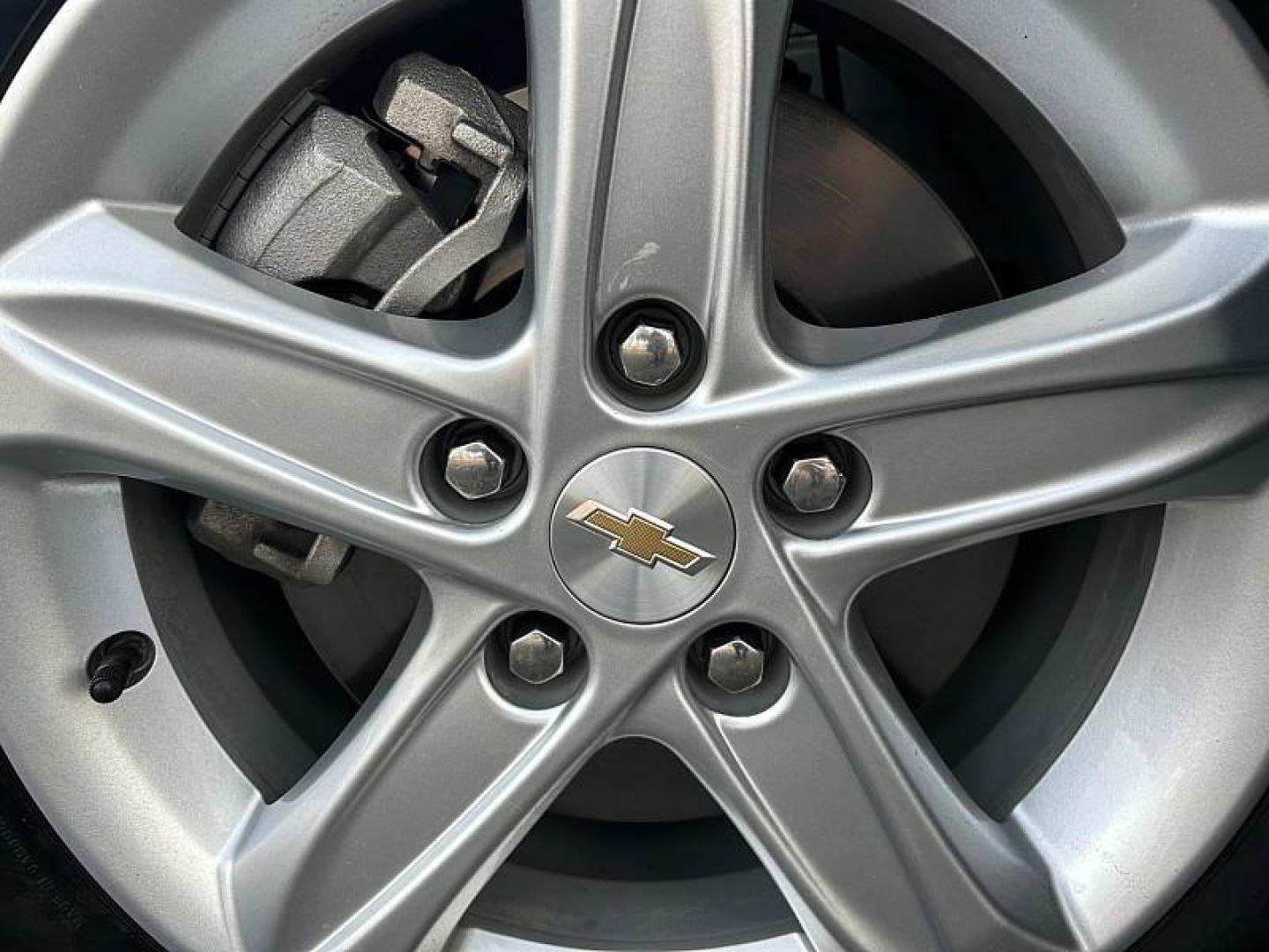 2024 WHITE Nissan Sentra (3N1AB8CVXRY) with an 4-Cyl 2.0 Liter engine, Automatic CVT w/Xtronic transmission, located at 412 Auto Vista Drive, Palmdale, 93551, (661) 945-0620, 34.592636, -118.136681- Photo#21