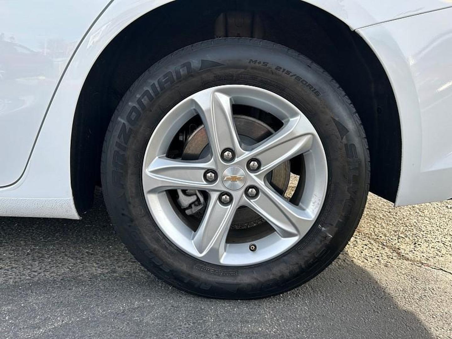 2024 WHITE Nissan Sentra (3N1AB8CVXRY) with an 4-Cyl 2.0 Liter engine, Automatic CVT w/Xtronic transmission, located at 412 Auto Vista Drive, Palmdale, 93551, (661) 945-0620, 34.592636, -118.136681- Photo#39