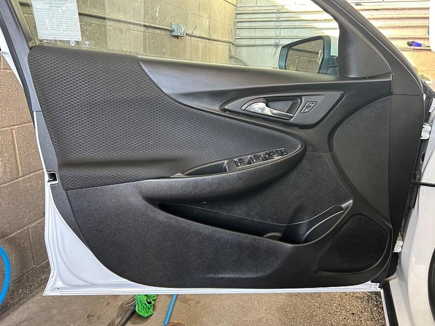 2024 WHITE Nissan Sentra (3N1AB8CVXRY) with an 4-Cyl 2.0 Liter engine, Automatic CVT w/Xtronic transmission, located at 412 Auto Vista Drive, Palmdale, 93551, (661) 945-0620, 34.592636, -118.136681- Photo#48