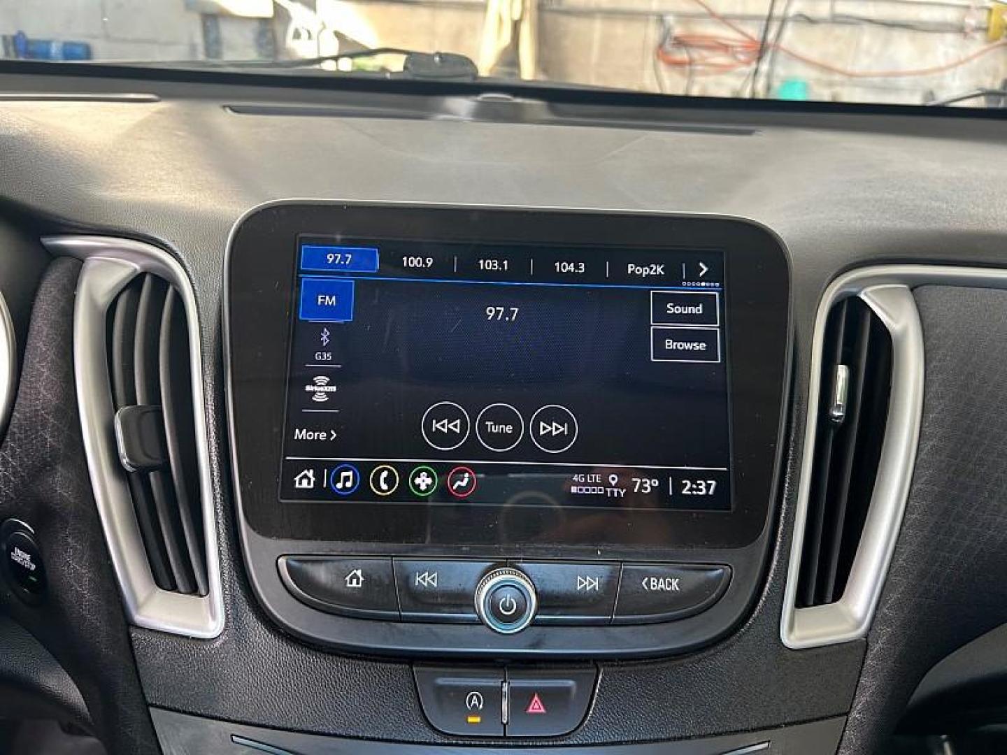 2024 WHITE Nissan Sentra (3N1AB8CVXRY) with an 4-Cyl 2.0 Liter engine, Automatic CVT w/Xtronic transmission, located at 412 Auto Vista Drive, Palmdale, 93551, (661) 945-0620, 34.592636, -118.136681- Photo#60