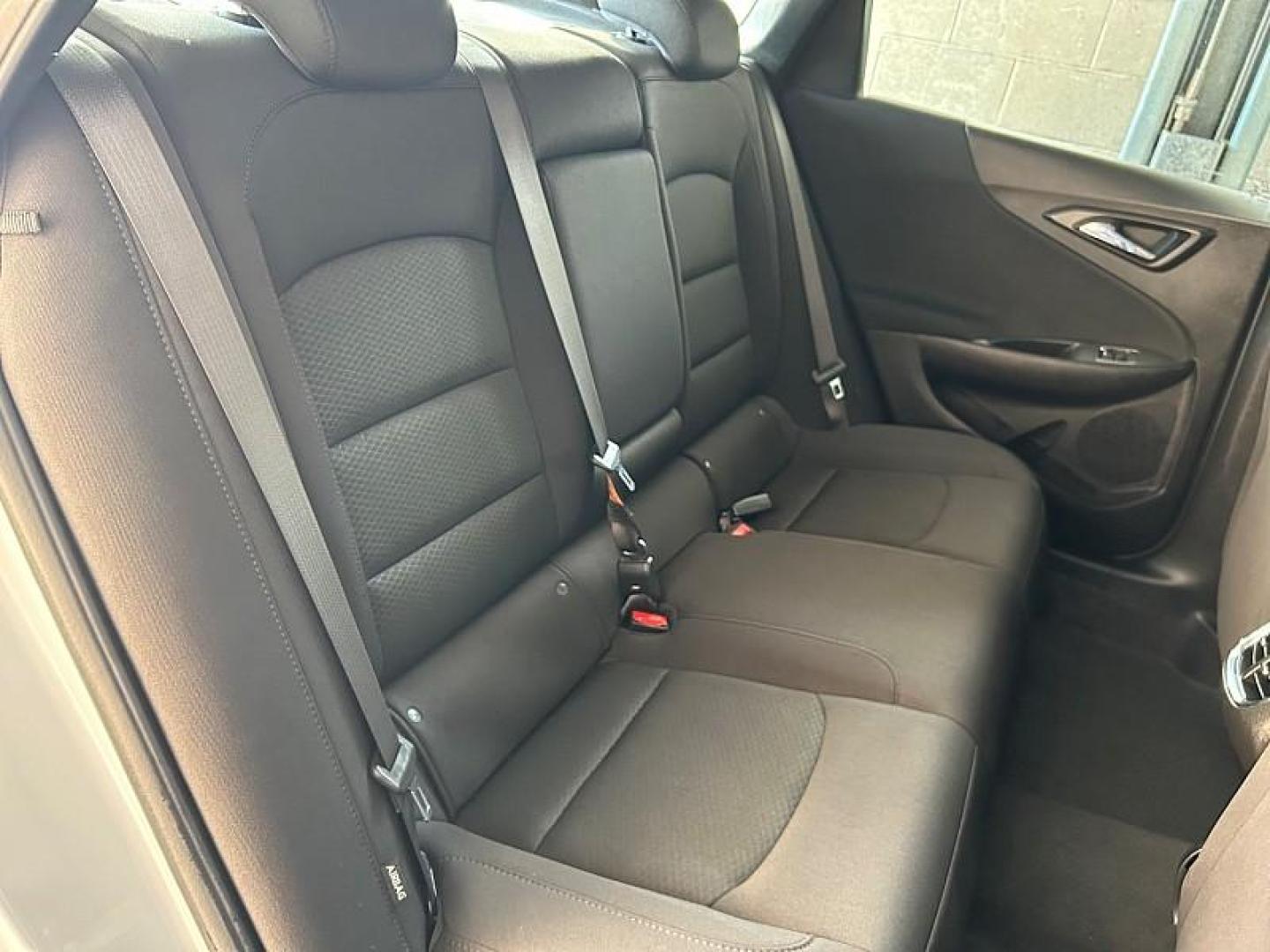 2024 WHITE Nissan Sentra (3N1AB8CVXRY) with an 4-Cyl 2.0 Liter engine, Automatic CVT w/Xtronic transmission, located at 412 Auto Vista Drive, Palmdale, 93551, (661) 945-0620, 34.592636, -118.136681- Photo#75