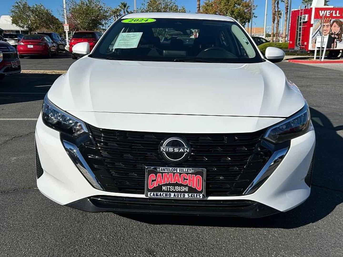 2024 WHITE Nissan Sentra (3N1AB8CVXRY) with an 4-Cyl 2.0 Liter engine, Automatic CVT w/Xtronic transmission, located at 412 Auto Vista Drive, Palmdale, 93551, (661) 945-0620, 34.592636, -118.136681- Photo#5