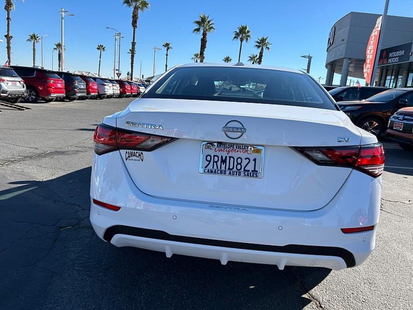 2024 WHITE Nissan Sentra (3N1AB8CVXRY) with an 4-Cyl 2.0 Liter engine, Automatic CVT w/Xtronic transmission, located at 412 Auto Vista Drive, Palmdale, 93551, (661) 945-0620, 34.592636, -118.136681- Photo#14