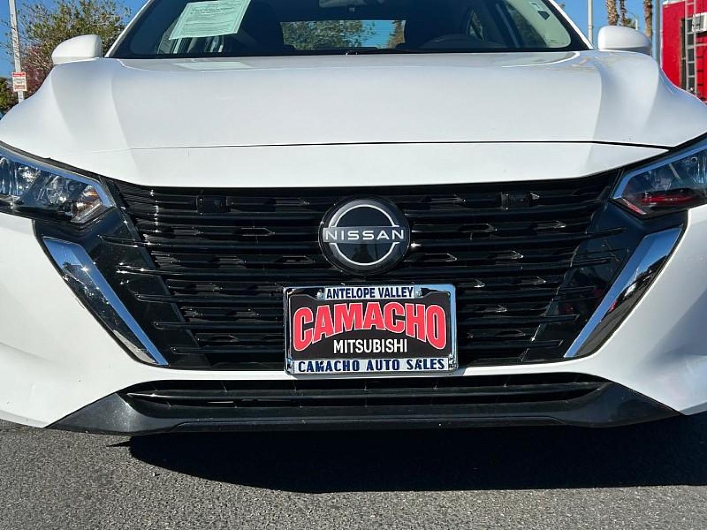 2024 WHITE Nissan Sentra (3N1AB8CVXRY) with an 4-Cyl 2.0 Liter engine, Automatic CVT w/Xtronic transmission, located at 412 Auto Vista Drive, Palmdale, 93551, (661) 945-0620, 34.592636, -118.136681- Photo#26
