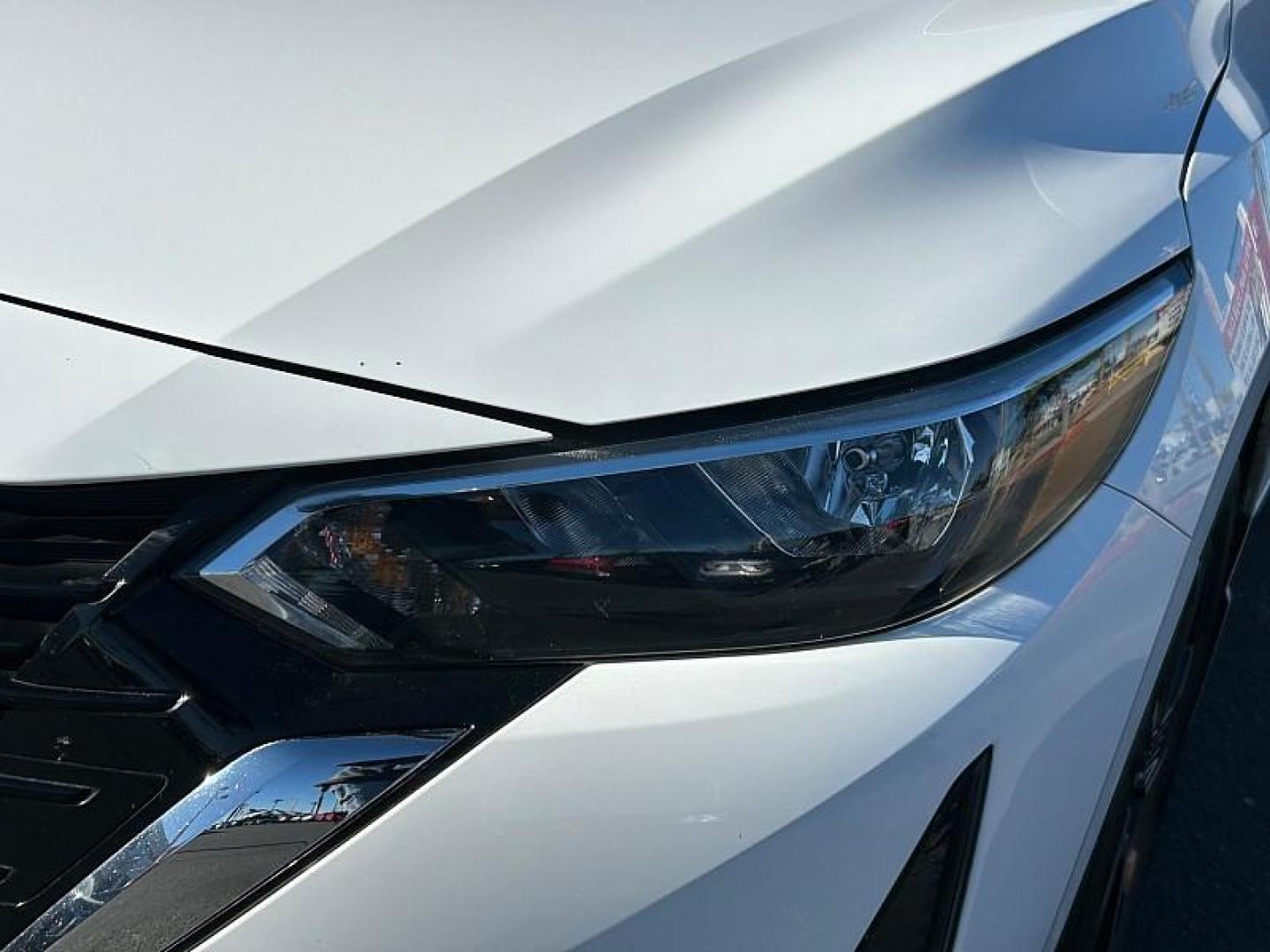 2024 WHITE Nissan Sentra (3N1AB8CVXRY) with an 4-Cyl 2.0 Liter engine, Automatic CVT w/Xtronic transmission, located at 412 Auto Vista Drive, Palmdale, 93551, (661) 945-0620, 34.592636, -118.136681- Photo#41