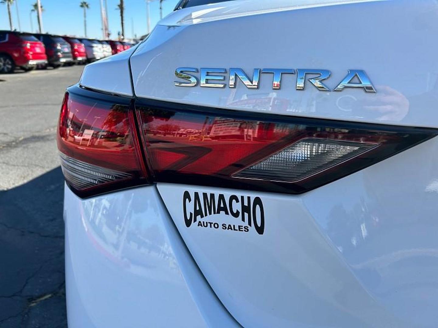 2024 WHITE Nissan Sentra (3N1AB8CVXRY) with an 4-Cyl 2.0 Liter engine, Automatic CVT w/Xtronic transmission, located at 412 Auto Vista Drive, Palmdale, 93551, (661) 945-0620, 34.592636, -118.136681- Photo#47