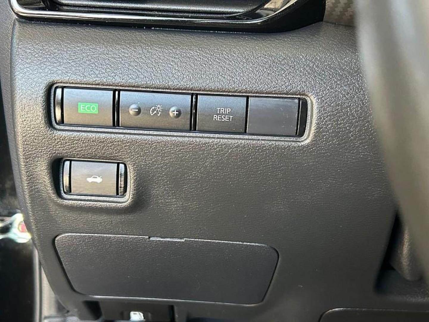 2024 BLACK Nissan Sentra (3N1AB8CV6RY) with an 4-Cyl 2.0 Liter engine, Automatic CVT w/Xtronic transmission, located at 412 Auto Vista Drive, Palmdale, 93551, (661) 945-0620, 34.592636, -118.136681 - Photo#27