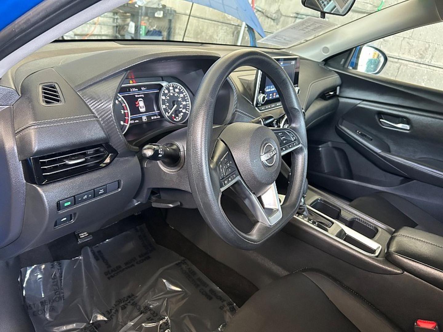 2024 BLUE Nissan Sentra (3N1AB8CVXRY) with an 4-Cyl 2.0 Liter engine, Automatic CVT w/Xtronic transmission, located at 412 Auto Vista Drive, Palmdale, 93551, (661) 945-0620, 34.592636, -118.136681- Photo#18