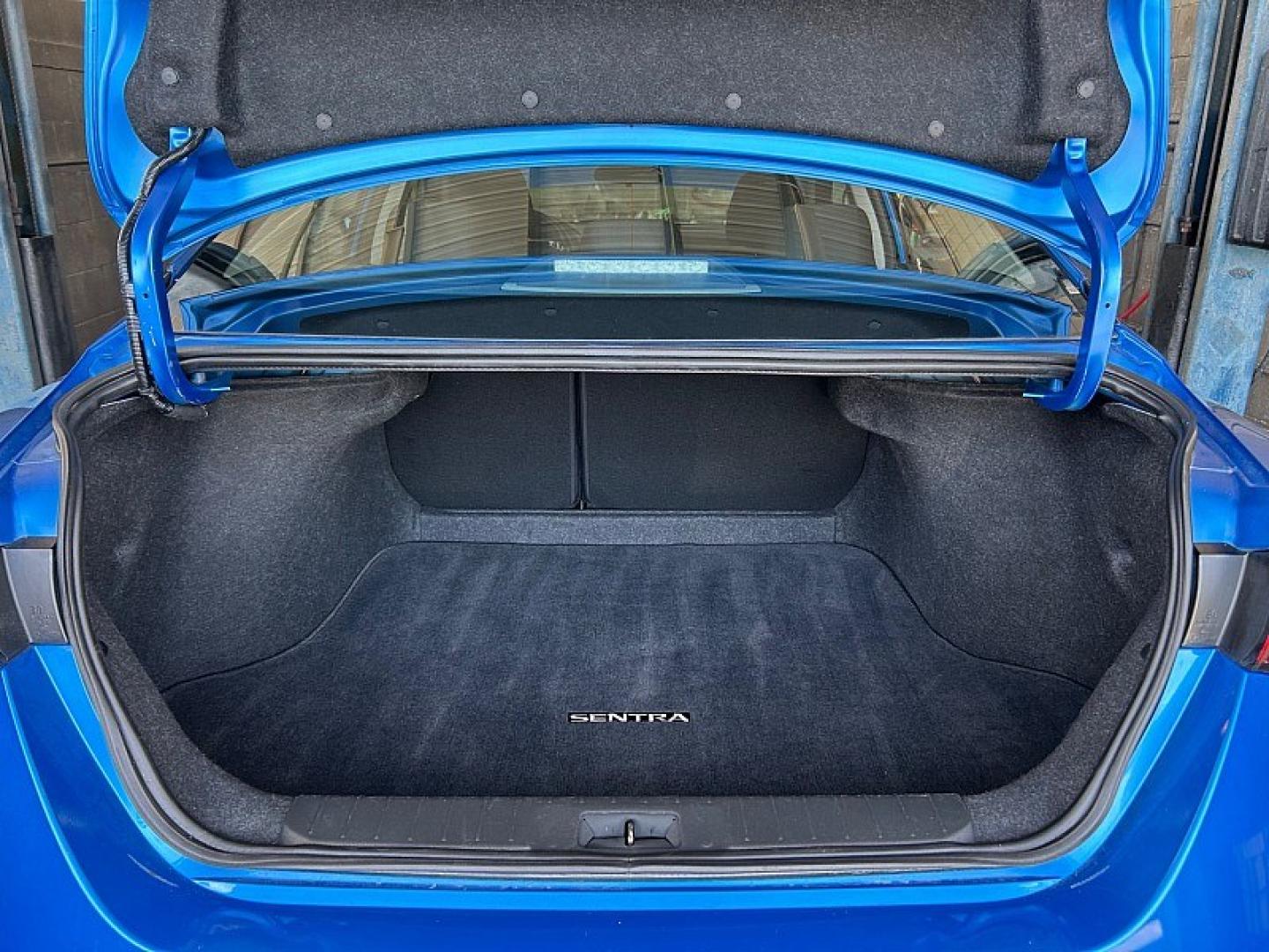 2024 BLUE Nissan Sentra (3N1AB8CVXRY) with an 4-Cyl 2.0 Liter engine, Automatic CVT w/Xtronic transmission, located at 412 Auto Vista Drive, Palmdale, 93551, (661) 945-0620, 34.592636, -118.136681- Photo#25