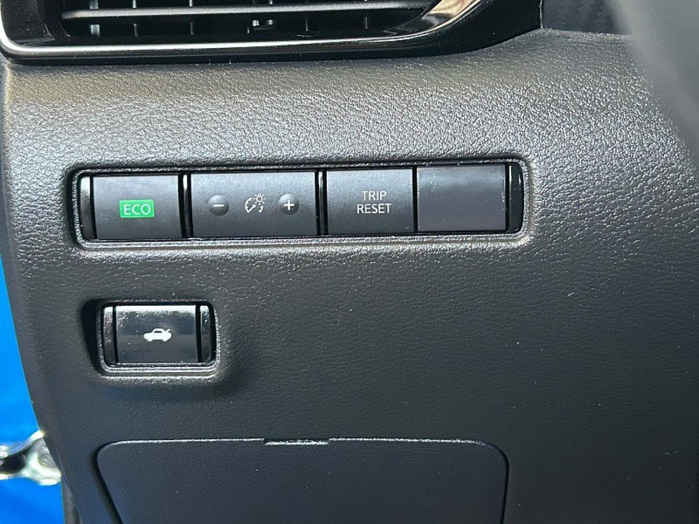 2024 BLUE Nissan Sentra (3N1AB8CVXRY) with an 4-Cyl 2.0 Liter engine, Automatic CVT w/Xtronic transmission, located at 412 Auto Vista Drive, Palmdale, 93551, (661) 945-0620, 34.592636, -118.136681- Photo#29