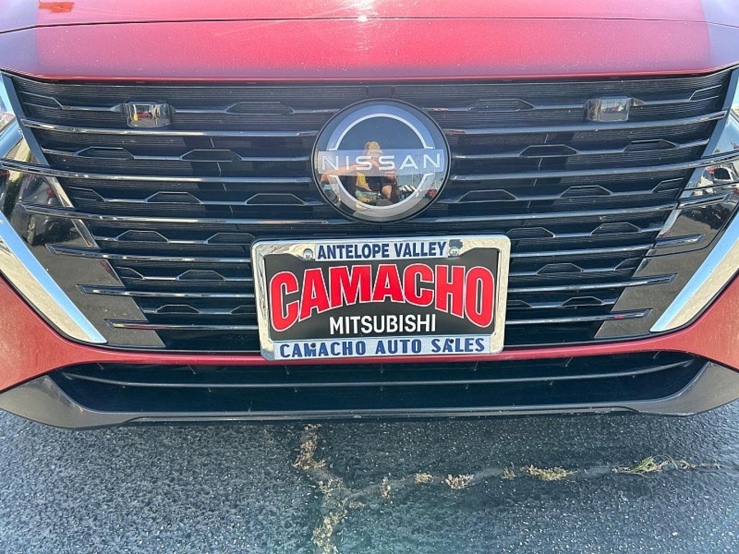 2024 RED Nissan Sentra (3N1AB8CV5RY) with an 4-Cyl 2.0 Liter engine, Automatic CVT w/Xtronic transmission, located at 412 Auto Vista Drive, Palmdale, 93551, (661) 945-0620, 34.592636, -118.136681- Photo#6