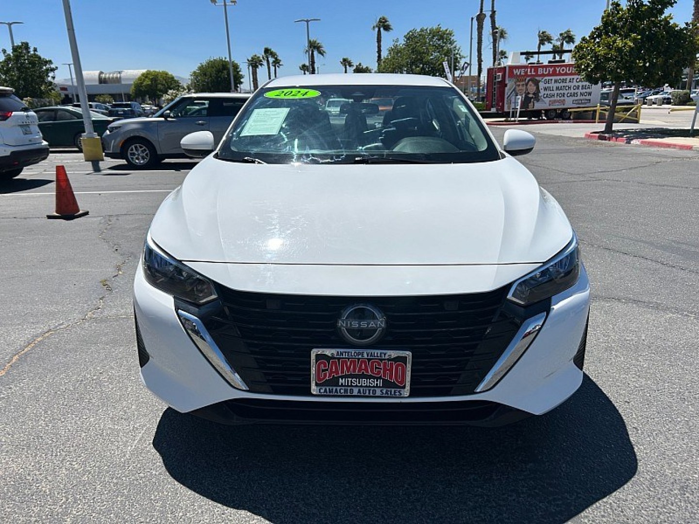2024 White Nissan Sentra (3N1AB8CV2RY) with an 4-Cyl 2.0 Liter engine, Automatic CVT w/Xtronic transmission, located at 412 Auto Vista Drive, Palmdale, 93551, (661) 945-0620, 34.592636, -118.136681- Photo#5