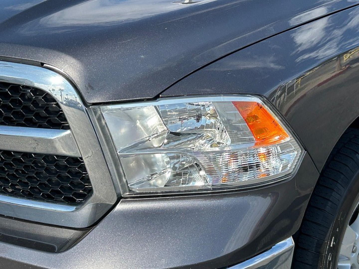 2024 GRAY RAM 1500 DS (1C6RR6GG5RS) , located at 412 Auto Vista Drive, Palmdale, 93551, (661) 945-0620, 34.592636, -118.136681- Photo#5