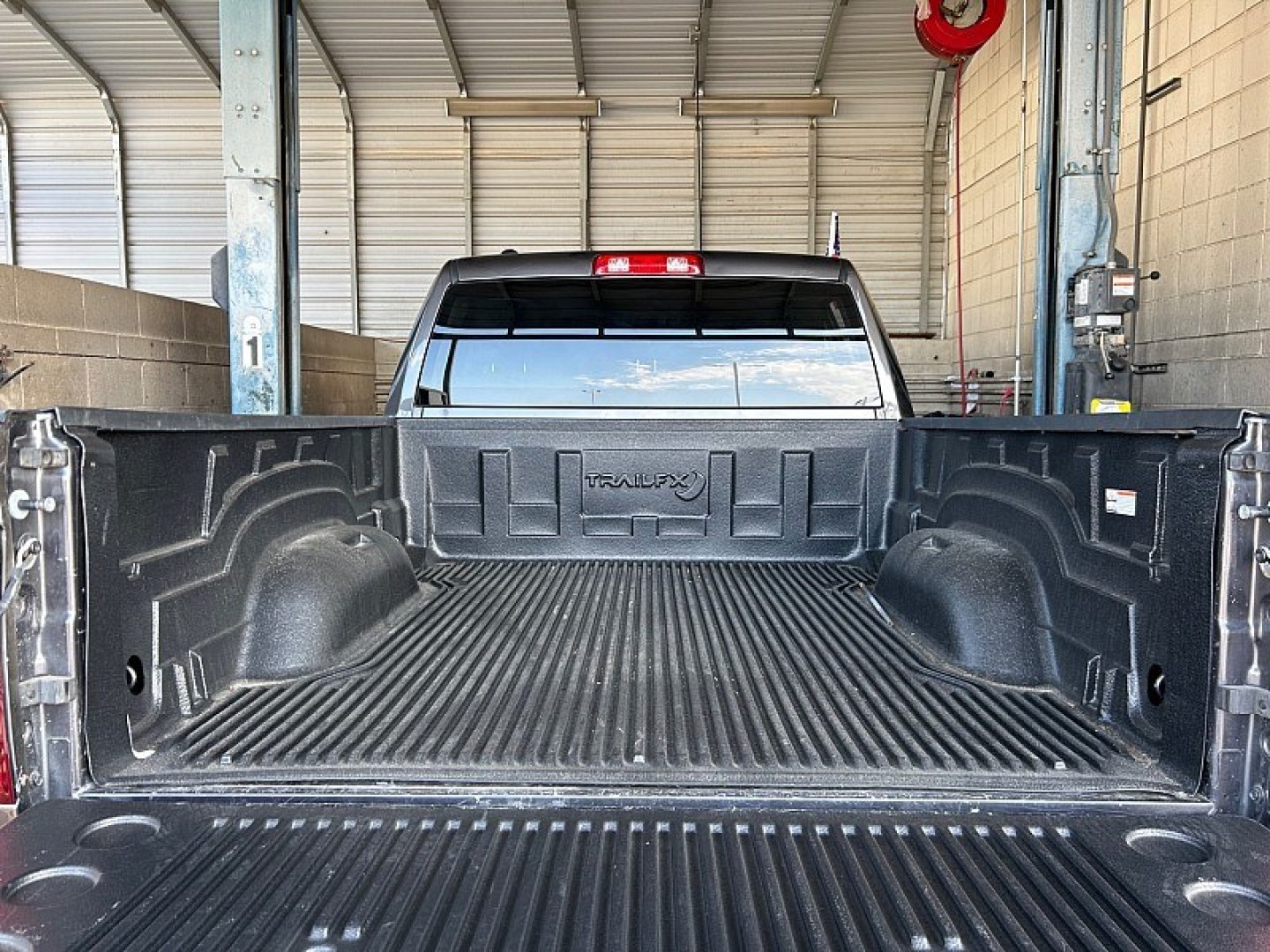 2024 GRAY RAM 1500 DS (1C6RR6GG5RS) , located at 412 Auto Vista Drive, Palmdale, 93551, (661) 945-0620, 34.592636, -118.136681- Photo#25