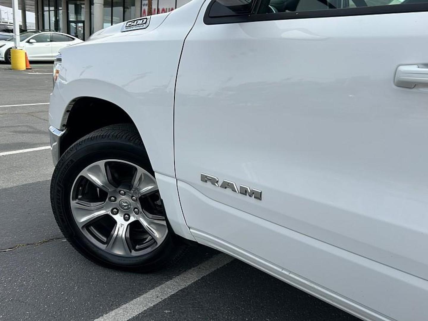 2024 WHITE Ram 1500 2WD (1C6RREJT7RN) with an 8-Cyl 5.7 Liter engine, Automatic 8-Spd transmission, located at 412 Auto Vista Drive, Palmdale, 93551, (661) 945-0620, 34.592636, -118.136681 - Photo#8