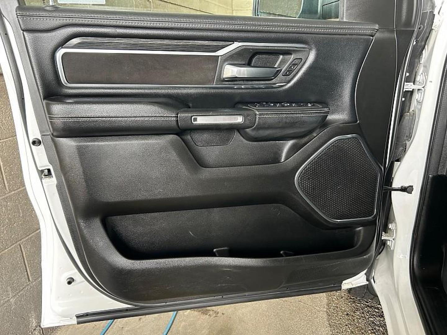 2024 WHITE Ram 1500 2WD (1C6RREJT7RN) with an 8-Cyl 5.7 Liter engine, Automatic 8-Spd transmission, located at 412 Auto Vista Drive, Palmdale, 93551, (661) 945-0620, 34.592636, -118.136681 - Photo#17