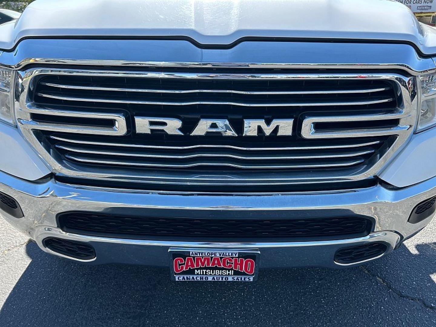 2024 White Ram 1500 2WD (1C6RREJT9RN) , Automatic 8-Spd transmission, located at 412 Auto Vista Drive, Palmdale, 93551, (661) 945-0620, 34.592636, -118.136681- Photo#4