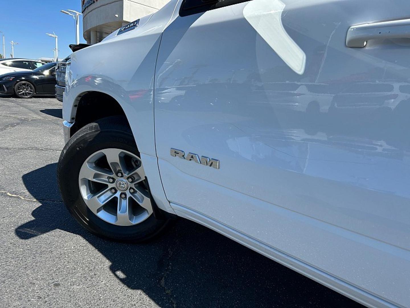2024 White Ram 1500 2WD (1C6RREJT9RN) , Automatic 8-Spd transmission, located at 412 Auto Vista Drive, Palmdale, 93551, (661) 945-0620, 34.592636, -118.136681- Photo#10