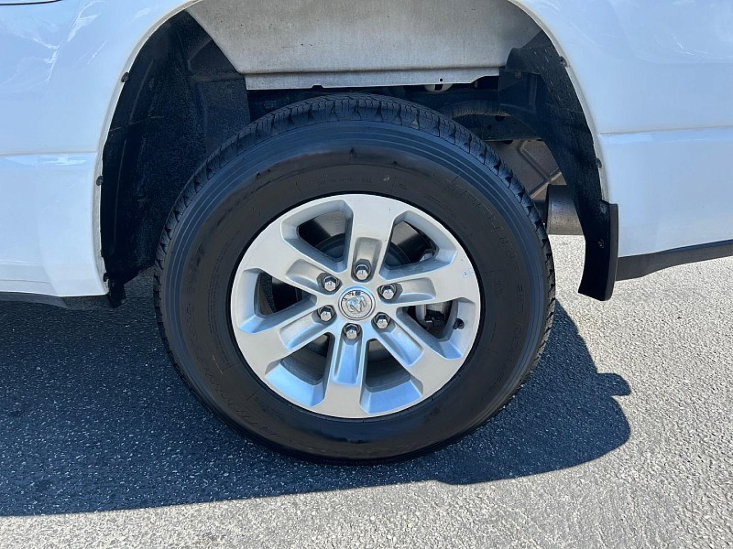 2024 White Ram 1500 2WD (1C6RREJT9RN) , Automatic 8-Spd transmission, located at 412 Auto Vista Drive, Palmdale, 93551, (661) 945-0620, 34.592636, -118.136681- Photo#13