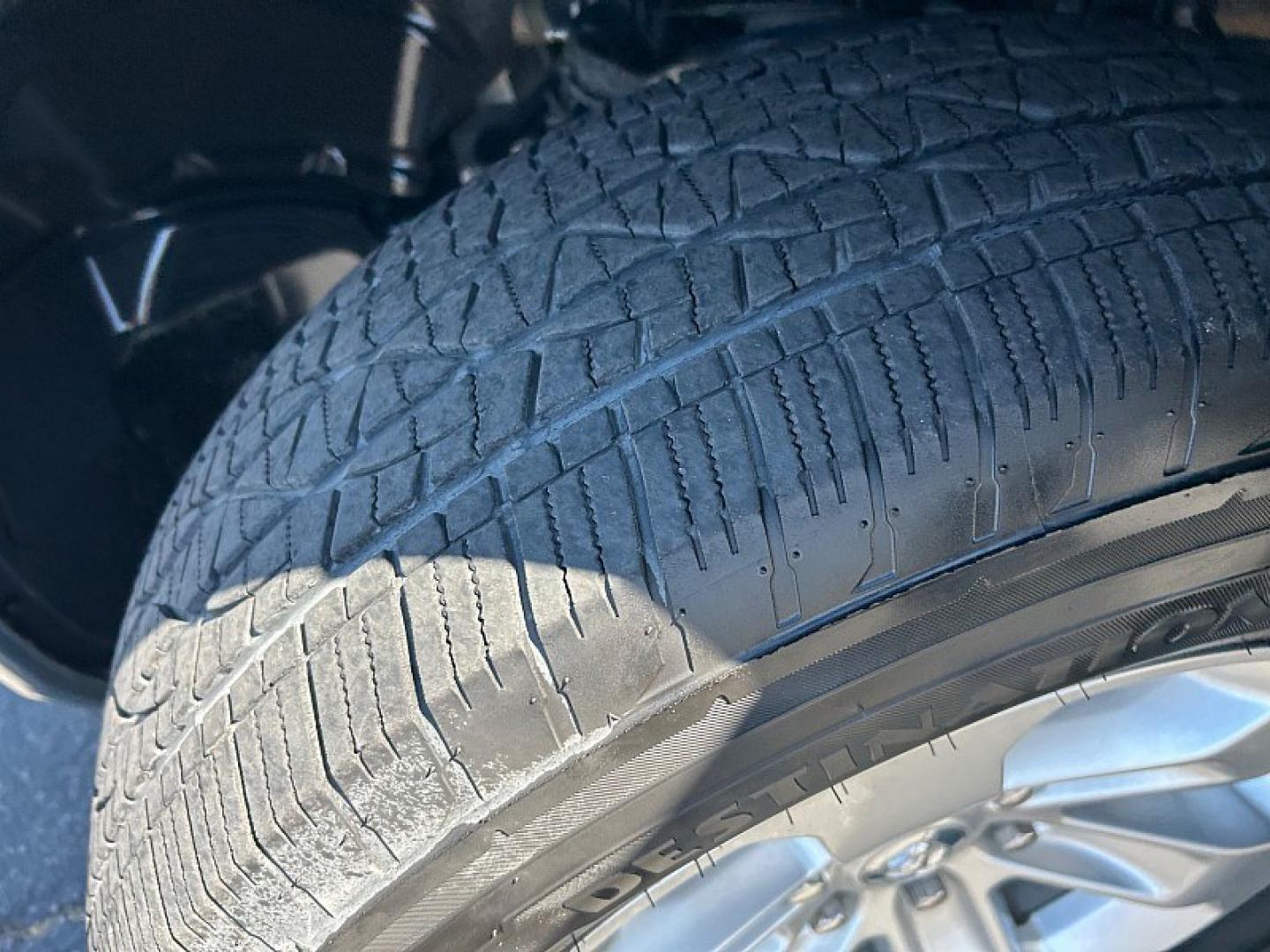 2024 White Ram 1500 2WD (1C6RREJT9RN) , Automatic 8-Spd transmission, located at 412 Auto Vista Drive, Palmdale, 93551, (661) 945-0620, 34.592636, -118.136681- Photo#14