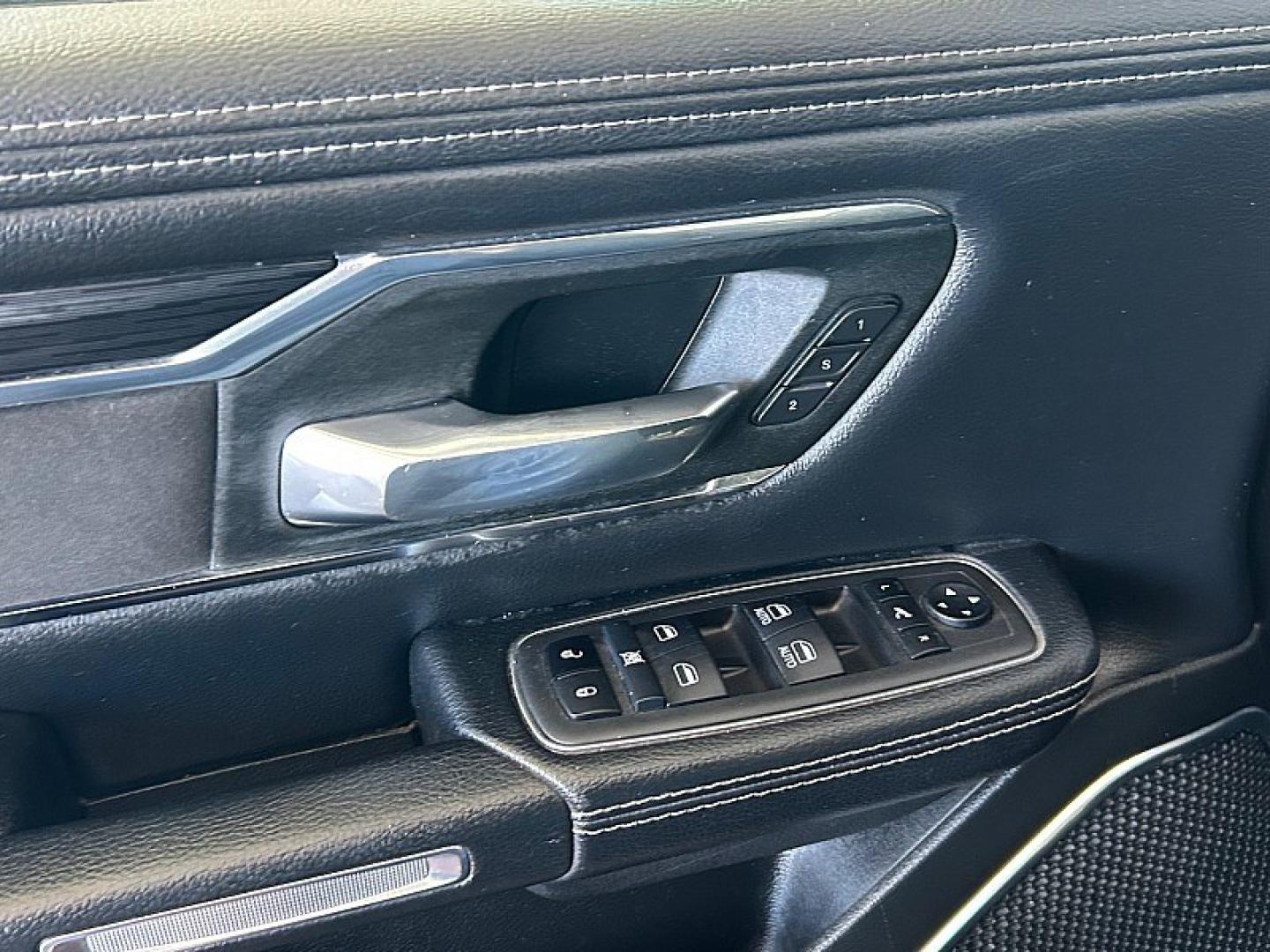 2024 White Ram 1500 2WD (1C6RREJT9RN) , Automatic 8-Spd transmission, located at 412 Auto Vista Drive, Palmdale, 93551, (661) 945-0620, 34.592636, -118.136681- Photo#23