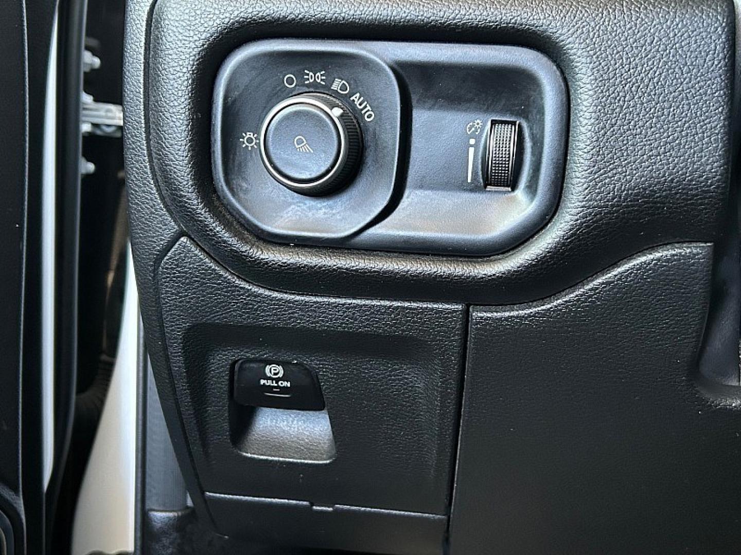 2024 White Ram 1500 2WD (1C6RREJT9RN) , Automatic 8-Spd transmission, located at 412 Auto Vista Drive, Palmdale, 93551, (661) 945-0620, 34.592636, -118.136681- Photo#24