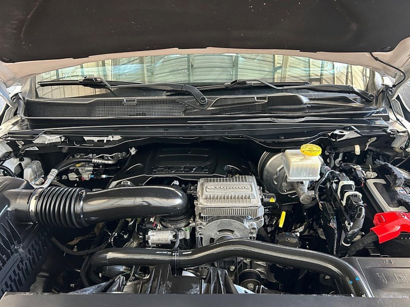 2024 White Ram 1500 2WD (1C6RREJT9RN) , Automatic 8-Spd transmission, located at 412 Auto Vista Drive, Palmdale, 93551, (661) 945-0620, 34.592636, -118.136681- Photo#31