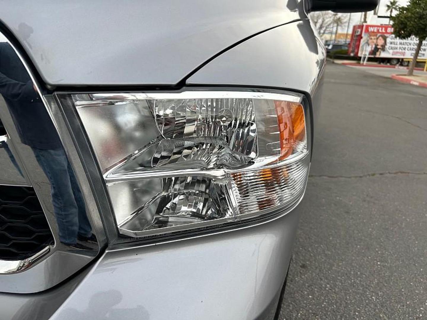 2024 SILVER Ram 1500 Classic 2WD (1C6RR6GG8RS) with an 6-Cyl 3.6 Liter engine, Automatic 8-Spd transmission, located at 412 Auto Vista Drive, Palmdale, 93551, (661) 945-0620, 34.592636, -118.136681 - Photo#14