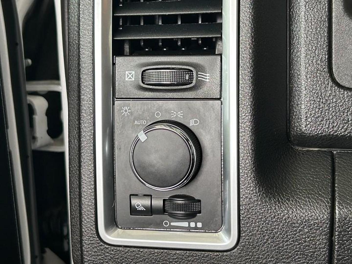 2024 WHITE Ram 1500 Classic 2WD (1C6RR6GGXRS) with an 6-Cyl 3.6 Liter engine, Automatic 8-Spd transmission, located at 412 Auto Vista Drive, Palmdale, 93551, (661) 945-0620, 34.592636, -118.136681 - Photo#24