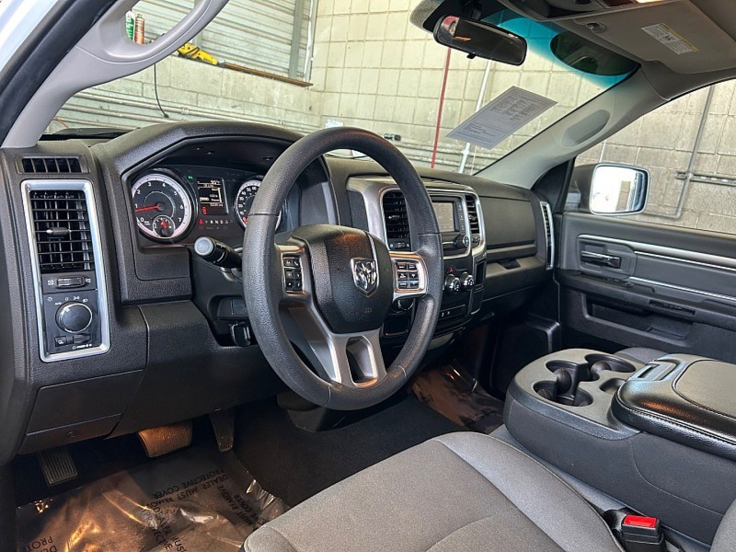 2024 White Ram 1500 Classic 2WD (1C6RR6GG5RS) , Automatic 8-Spd transmission, located at 412 Auto Vista Drive, Palmdale, 93551, (661) 945-0620, 34.592636, -118.136681- Photo#17