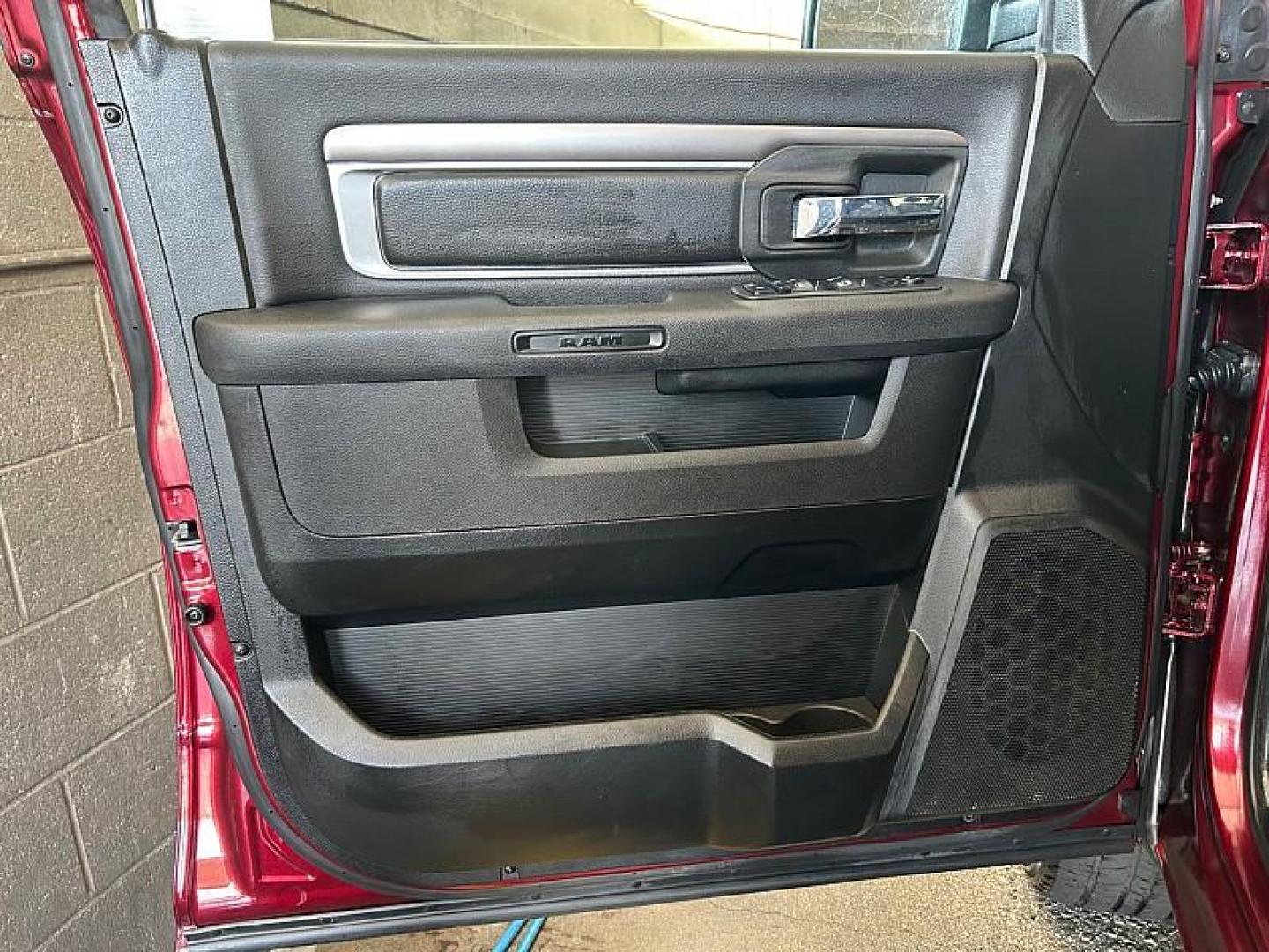 2024 RED Ram 1500 Classic 4WD (1C6RR7LG4RS) with an 6-Cyl 3.6 Liter engine, Automatic 8-Spd transmission, located at 412 Auto Vista Drive, Palmdale, 93551, (661) 945-0620, 34.592636, -118.136681 - Photo#17