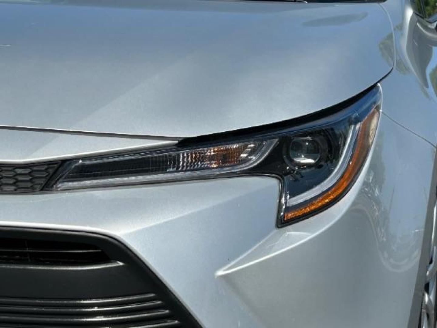 2024 SILVER Toyota Corolla (5YFB4MDE9RP) with an 4-Cyl 2.0 Liter engine, Automatic CVT transmission, located at 412 Auto Vista Drive, Palmdale, 93551, (661) 945-0620, 34.592636, -118.136681 - Photo#9