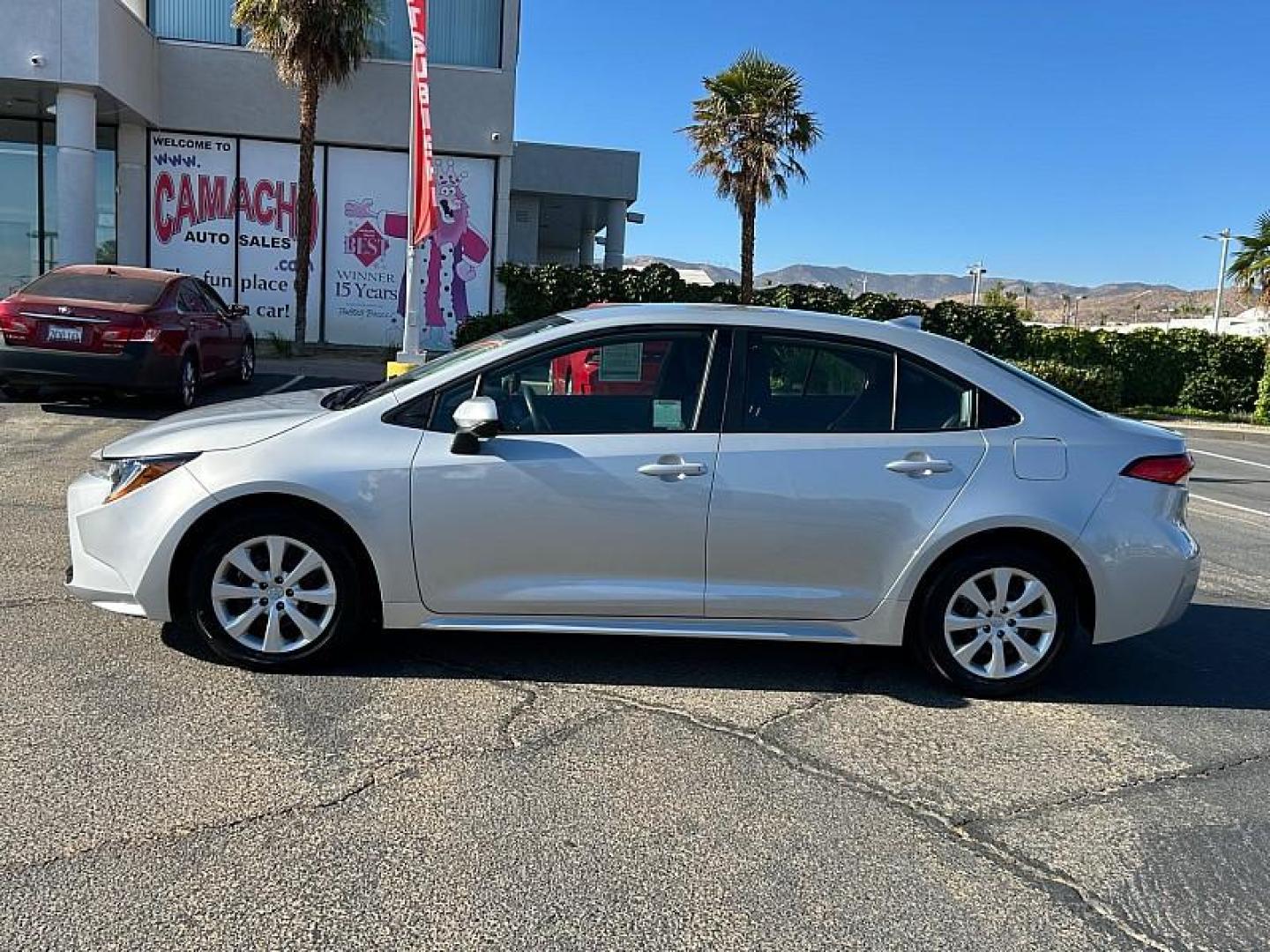 2024 SILVER Toyota Corolla (5YFB4MDE7RP) with an 4-Cyl 2.0 Liter engine, Automatic CVT transmission, located at 412 Auto Vista Drive, Palmdale, 93551, (661) 945-0620, 34.592636, -118.136681 - Photo#3