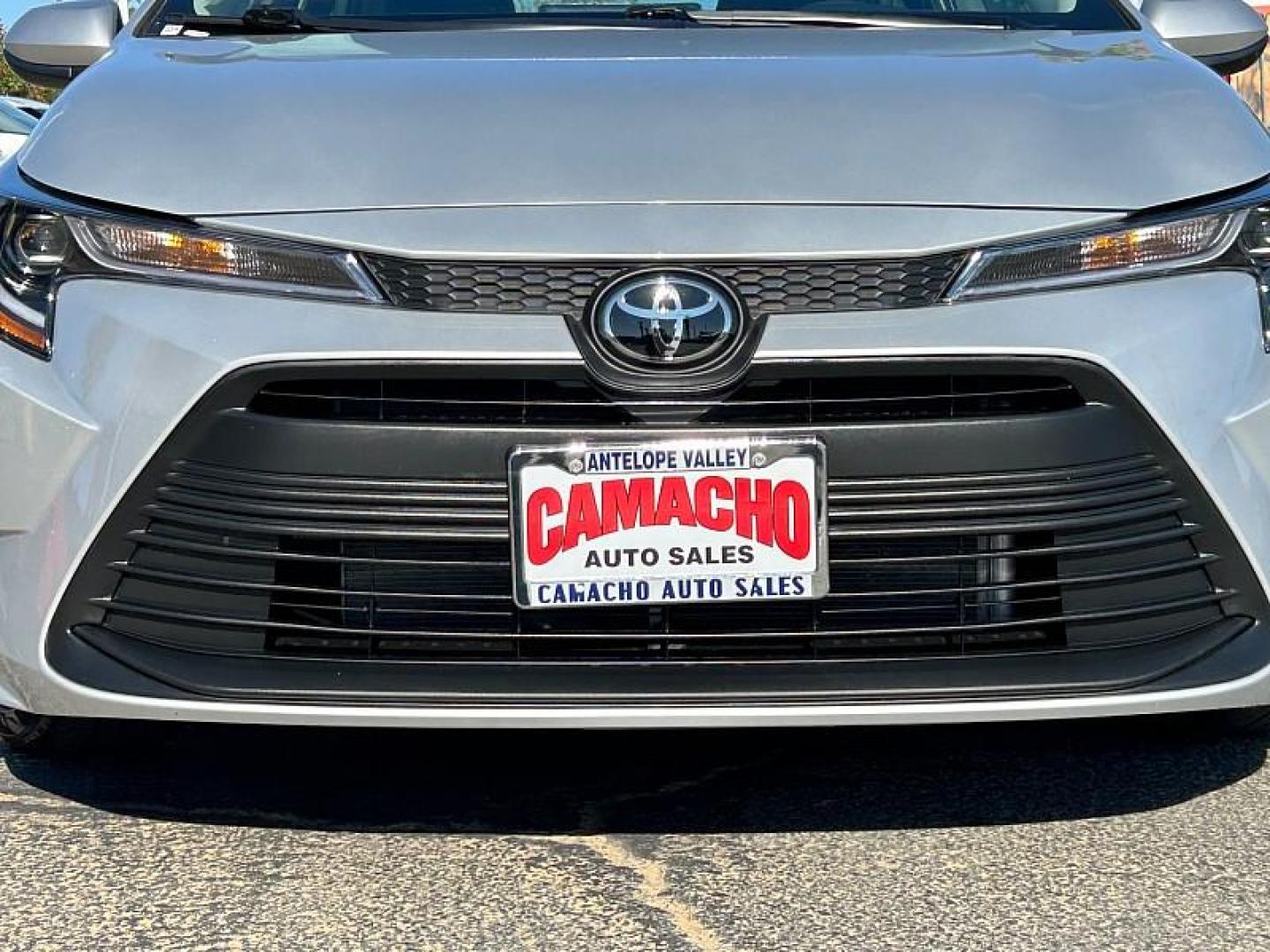 2024 SILVER Toyota Corolla (5YFB4MDE7RP) with an 4-Cyl 2.0 Liter engine, Automatic CVT transmission, located at 412 Auto Vista Drive, Palmdale, 93551, (661) 945-0620, 34.592636, -118.136681 - Photo#4