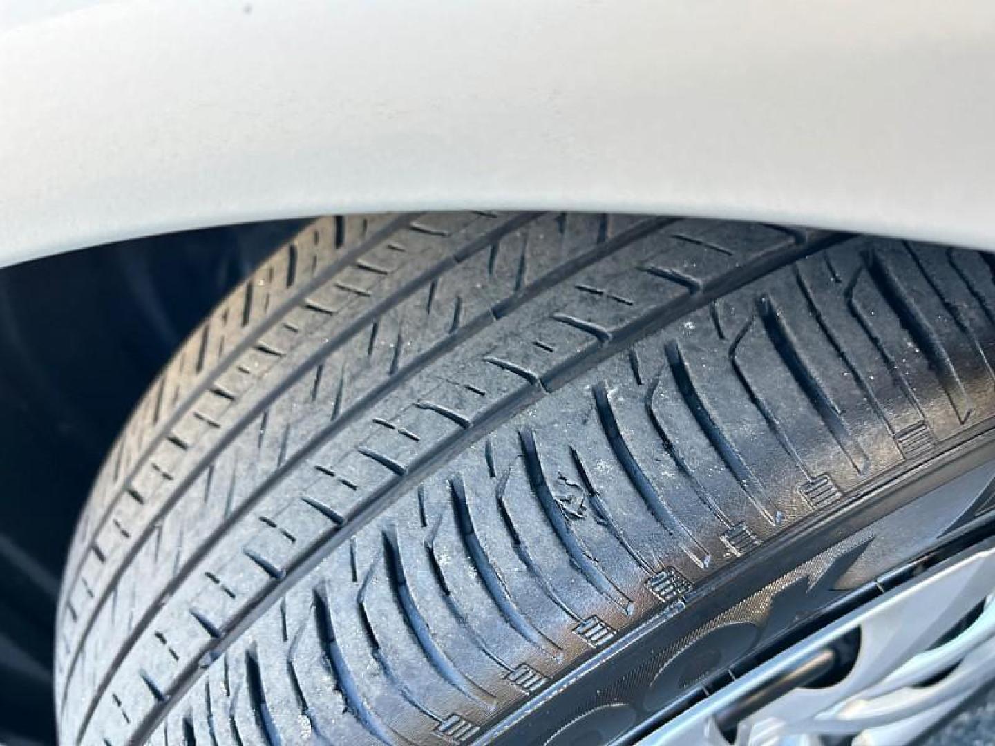 2024 SILVER Toyota Corolla (5YFB4MDE7RP) with an 4-Cyl 2.0 Liter engine, Automatic CVT transmission, located at 412 Auto Vista Drive, Palmdale, 93551, (661) 945-0620, 34.592636, -118.136681 - Photo#14