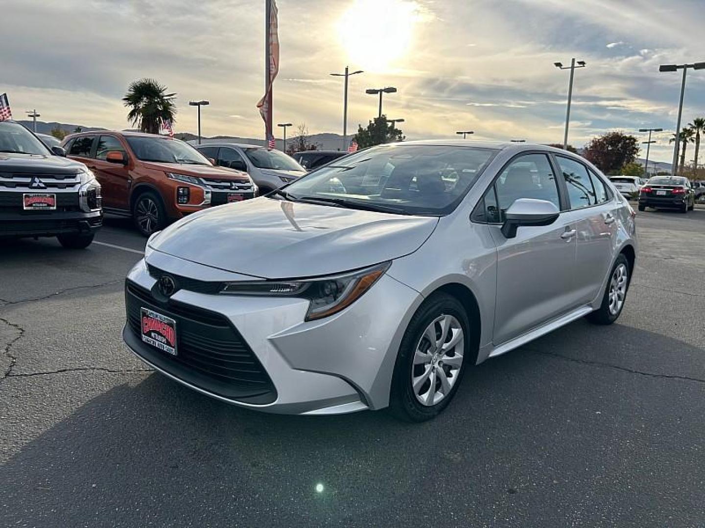 2024 SILVER Toyota Corolla (5YFB4MDE0RP) with an 4-Cyl Hybrid 1.8 Liter engine, Automatic CVT transmission, located at 412 Auto Vista Drive, Palmdale, 93551, (661) 945-0620, 34.592636, -118.136681 - Photo#4