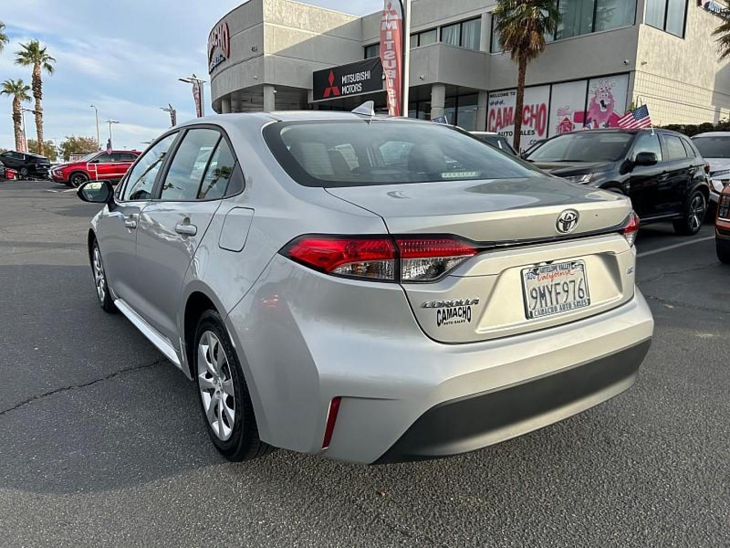 2024 SILVER Toyota Corolla (5YFB4MDE0RP) with an 4-Cyl Hybrid 1.8 Liter engine, Automatic CVT transmission, located at 412 Auto Vista Drive, Palmdale, 93551, (661) 945-0620, 34.592636, -118.136681 - Photo#6